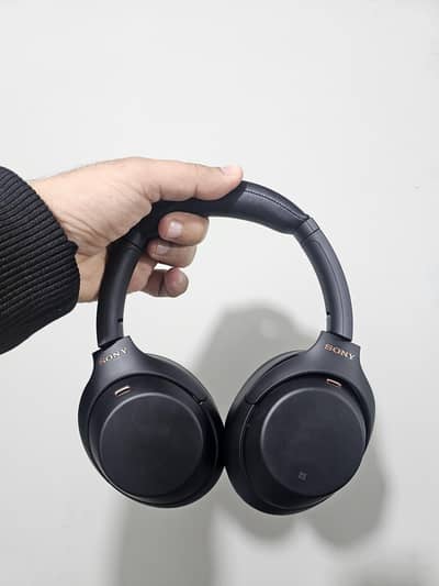 Sony Headphones WH-1000 XM4