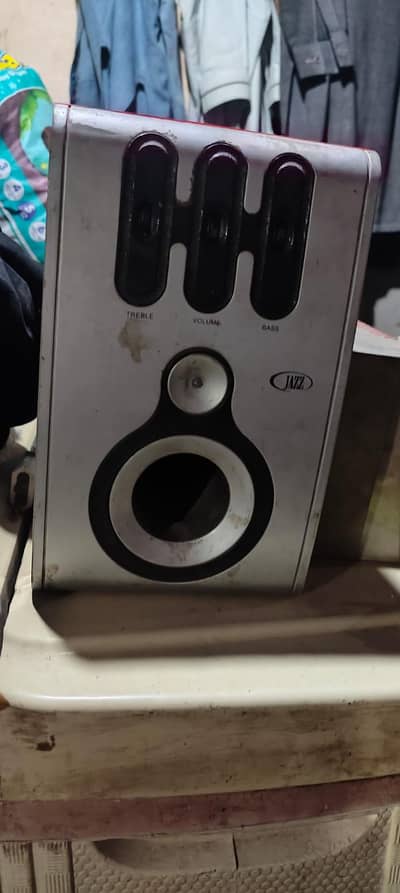 japani speakr good sound original brand