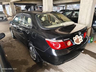 Honda City IDSI in good condition