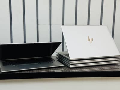 Hp Elitebook 860 G9 || Core I7 12P | 16 GB DDR5 Touch 16 Inch