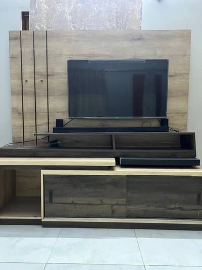 LED TV CONSOLE / MEDIA WALL