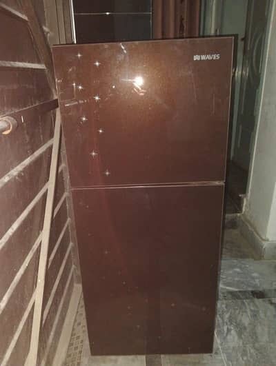 Waves Refrigerator for Sale – Excellent Condition