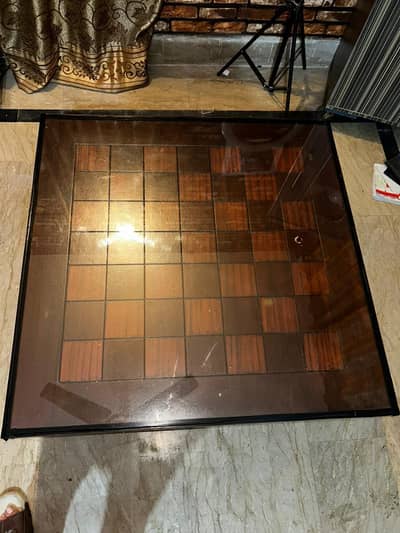 Wood Coffee Table Sides condition was Good