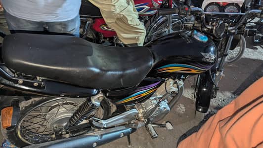 urgent sale ya exengh Honda prider,o3132057247