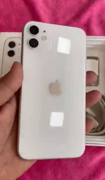 iPhones 11 128 GB PTA approed 0319==7676==623 my WhatsApp number