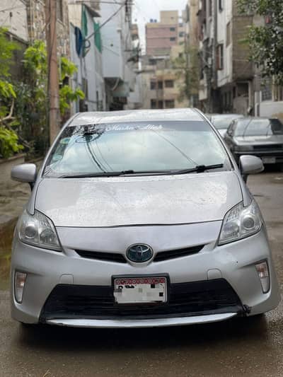 TOYOTA PRIUS 2012
