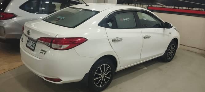 Toyota Yaris 1.5 ATIV X (low mileage)