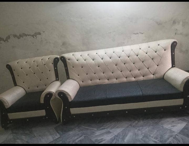 6 seter sofa 0