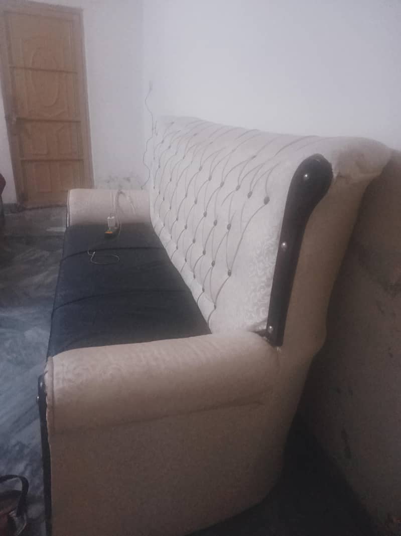 6 seter sofa 7