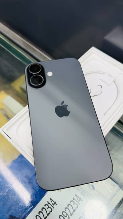 17 256gb Black Physical +esim Open Box