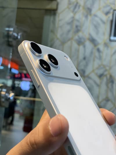 i phone XR Converted 17 pro | PTA |