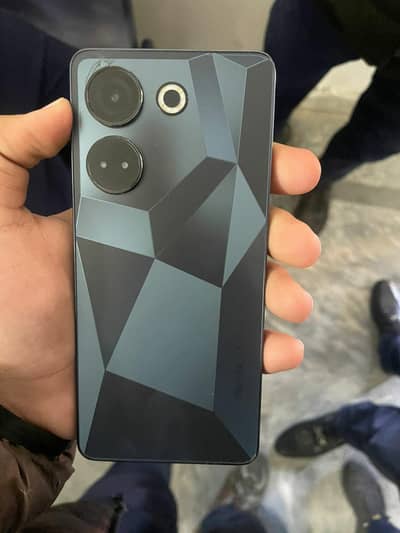 TECHNO CAMON 20, 8+8 RAM / 256 GB