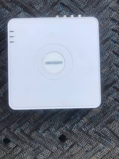 8 channel DVR urgent for sale