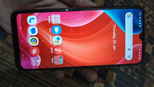 realme C12