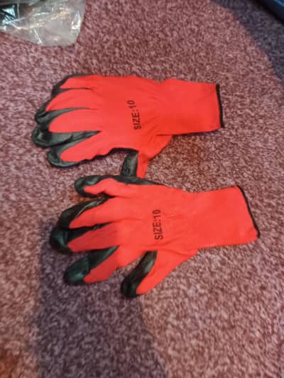 Anti cur gloves