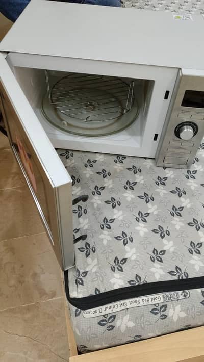 westpoint microwave oven