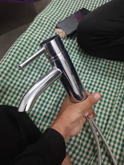 double-Handle High-Arc Basin Mixer Tap