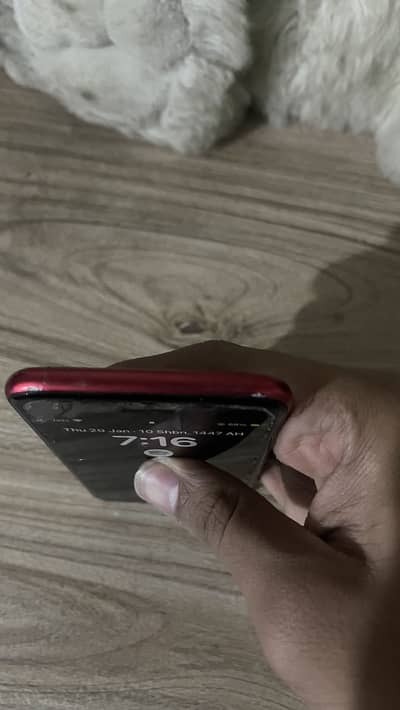 Iphone se 2020 64gb official pta approved