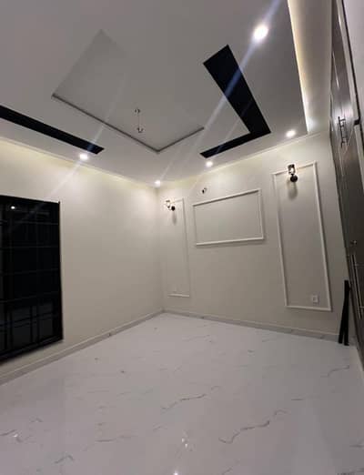 luxury APPARTMENT available for rent