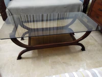 1 large and 2 small tables