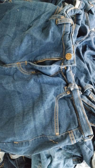 Denim ke karigar chaiye