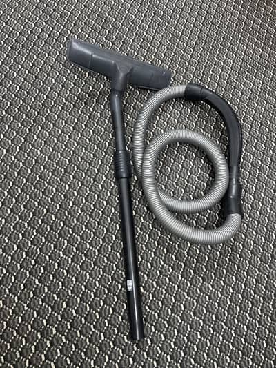 Vacuum Cleaner for Sale – Excellent Condition