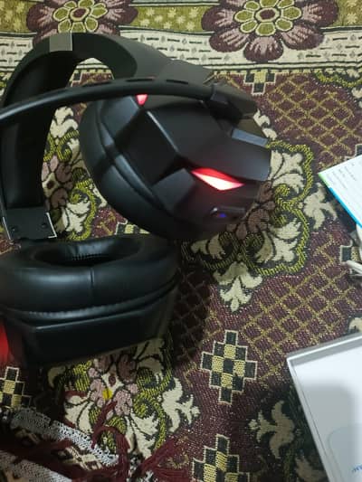 G900_MIX gaming headphone Batery timing 7 days sound and base uff