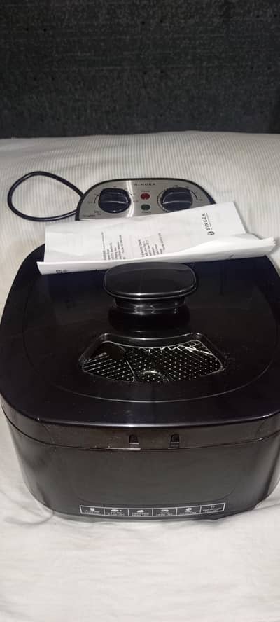 Deep fryer//not used