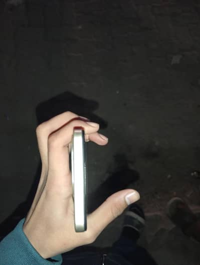 only serious buyer contact on with me