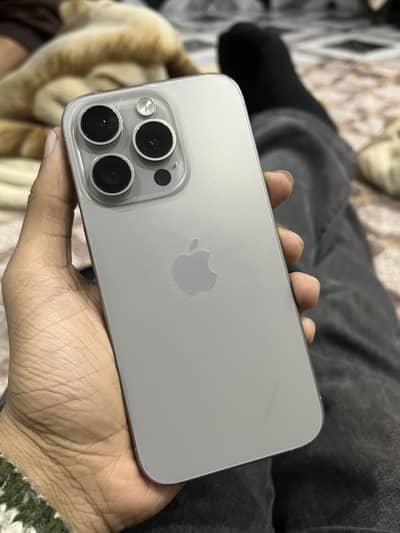 Iphone 15 pro JV 128 gb