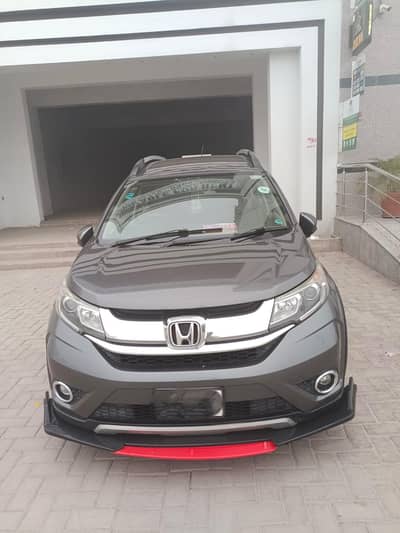 Honda BRV 7 Seater Total Geniune in Doctor Use