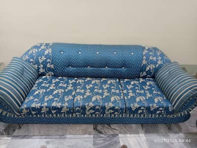 5 seater sofa set with center table and side table