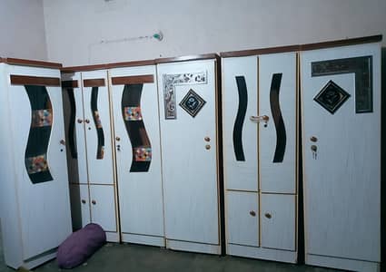 Bed,Cupboard & Dressing
