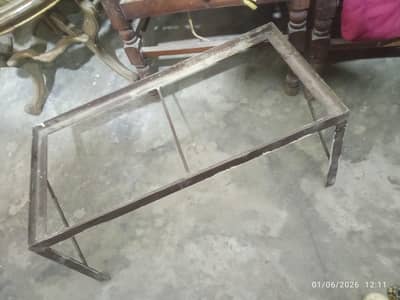 iron stand for ups fr urgnt sale
