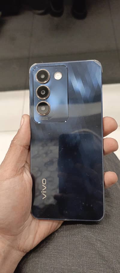 vivo y100 For sale
