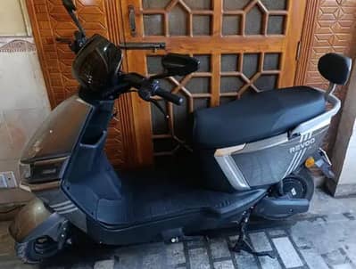 electric scooty