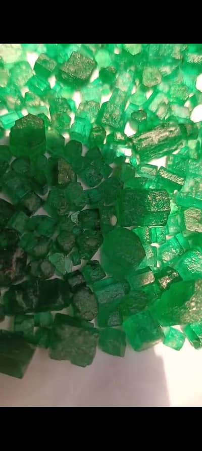 Emerald Swat Zamarot