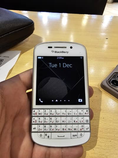 Blackberry Q10 Official PTA Approved