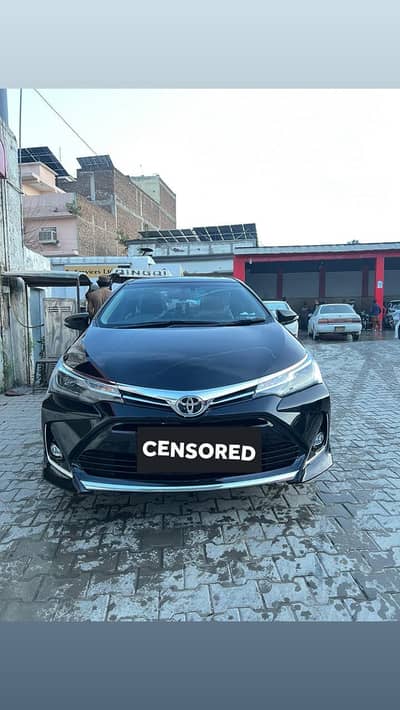 Corrola Grande X 1.8 balck interior 2025 model