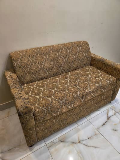 Comfortable 4-Seater Sofa Set