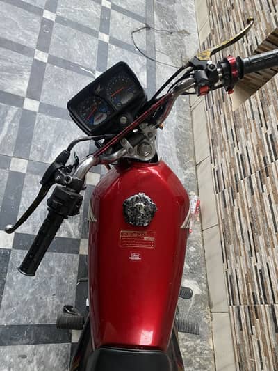 Honda cg 125 selfstart new sticker 2022