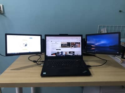 Portable Laptop screens / 2 portable laptop screens/ Easy to carry