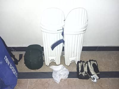 cricket kit for urgent sale