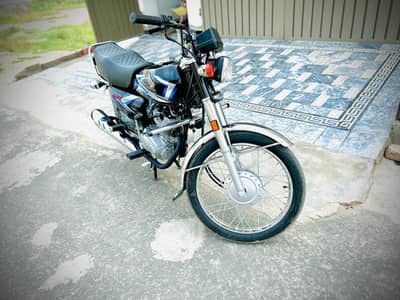 HONDA 125 2025MODEL LIKE BRAND NEW ALL OK 0% DAMAGE EVERYTHING CLEAR