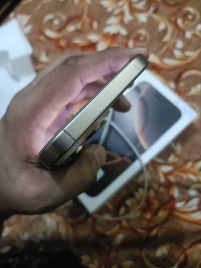 16 pro max 256 gb full box Non pta jv