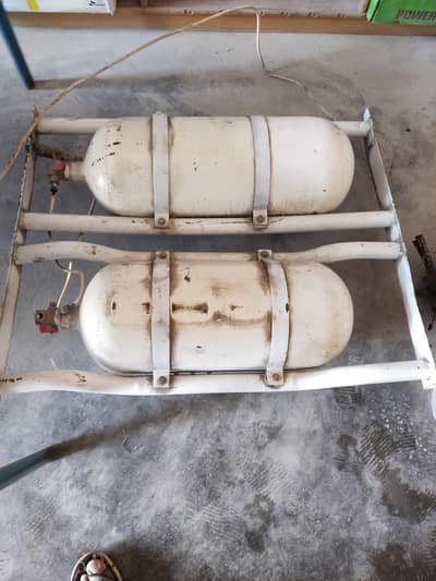 CNG kit and slinder 20 20