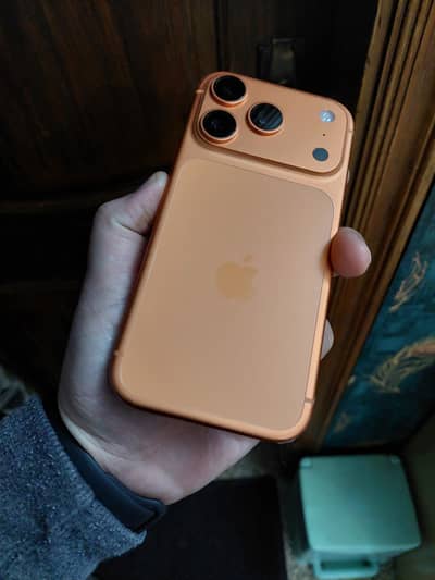 iPhone 17 Pro In Pin Pack Condition