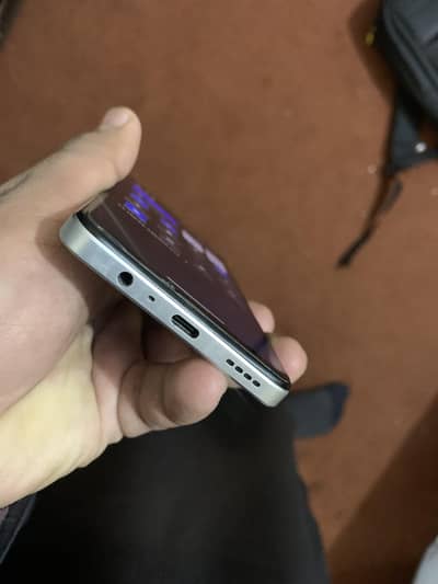 8+16gb 128gb realme c71  no fault need of money