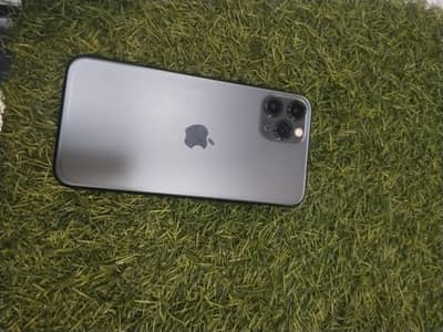 64 GB I phone 11 pro RS 32k
