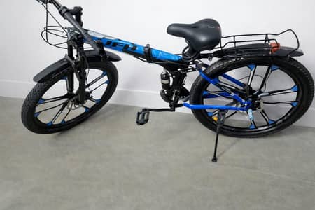 Foldable bicycle with 7 speed gears